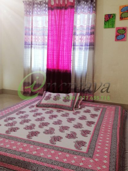 White purple pink Bed Cover