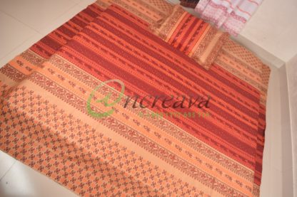 Meroon biskit bed cover