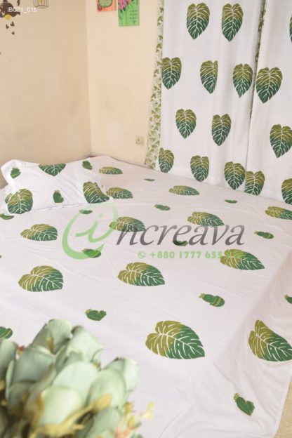 White Monstera Cactus Bed cover