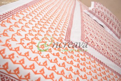 White Jamdni merun orange bed cover