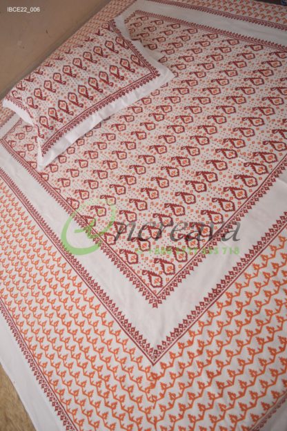 White Jamdni merun orange bed cover