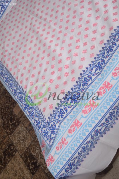 White Jamdni Blue Pink bed cover