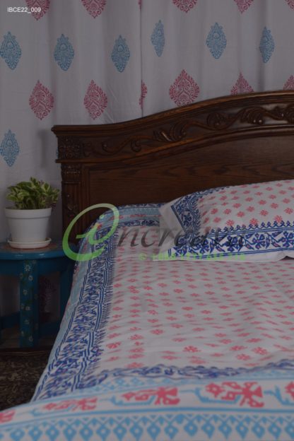 White Jamdni Blue Pink bed cover