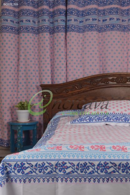 White Jamdni Blue Pink bed cover