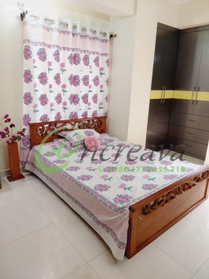 White Rose Bed Cover